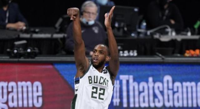 开云体育入口-偶尔的神！米德尔顿终爆发 雄鹿扳平比分顺理成章